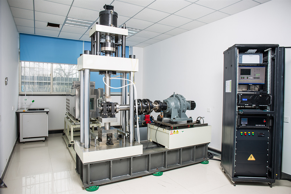 PROVA DI OSCILLAZIONE DEI CUSCINETTI A SNODO